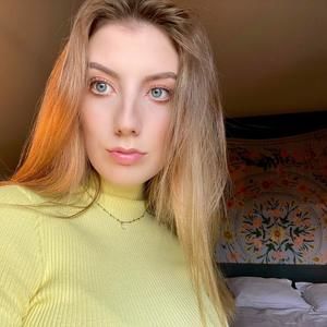 Meet your Posher, Emilie